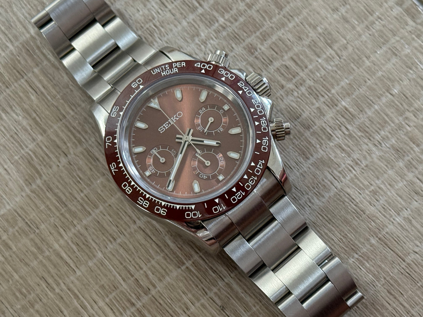 Seiko Mod Chocolate Panda 40MM Case W/ Oyster - Chronograph