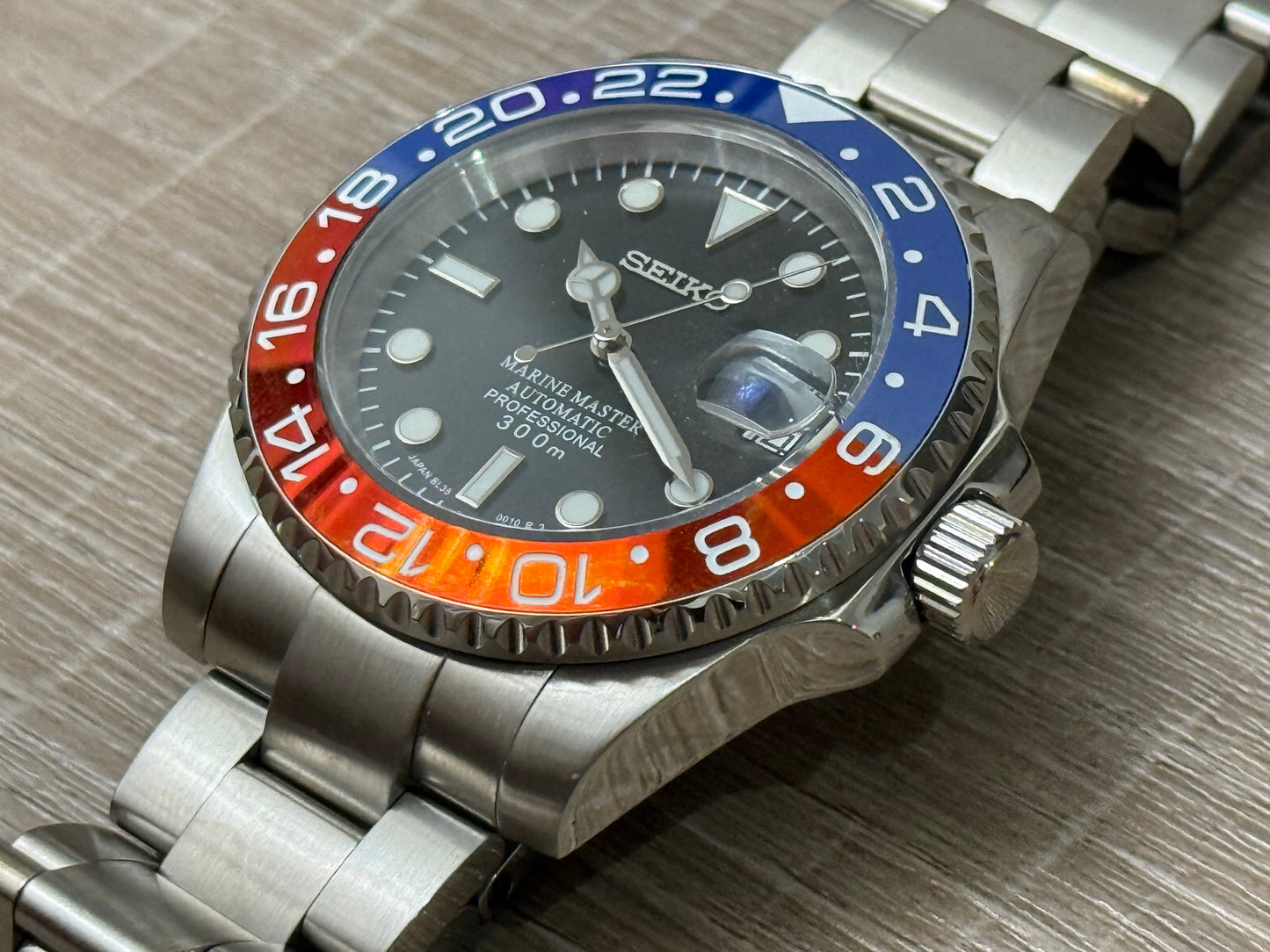 Seiko Mod Pepsi 41MM Case 24 Hour Bezel, non GMT