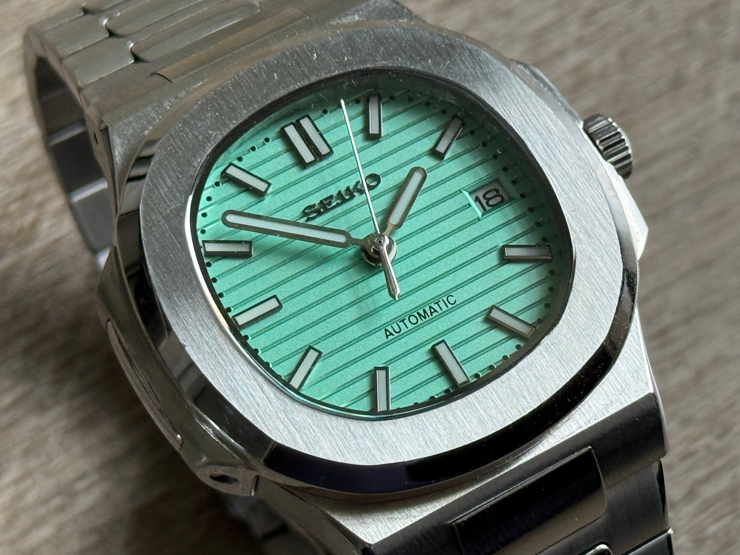 Seiko Mod Nautilus Tiffany - Discount Small Blemish