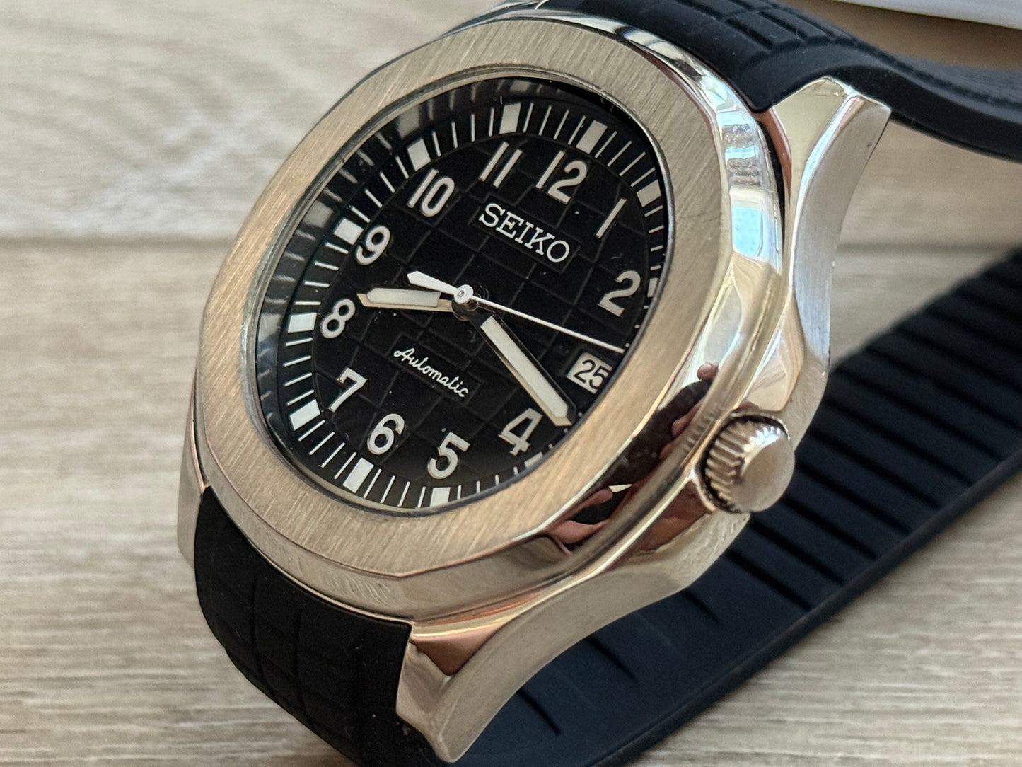 Seiko Mod Aquanaut Silver 43MM Case