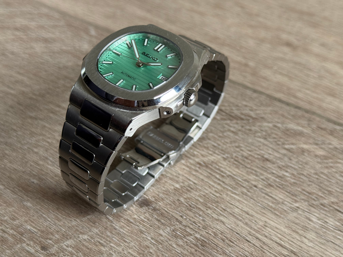 Seiko Mod Nautilus Tiffany - Discount Small Blemish