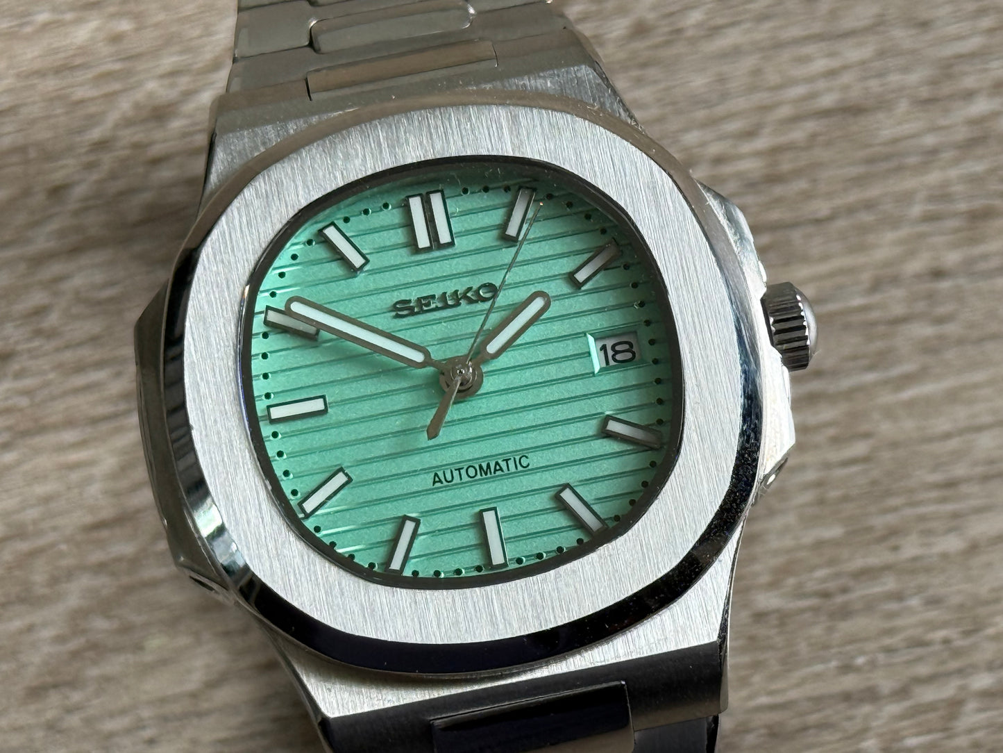 Seiko Mod Nautilus Tiffany - Discount Small Blemish